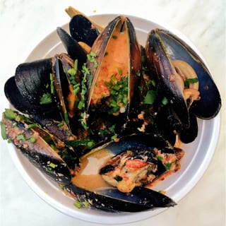 Half Fresh Mussels